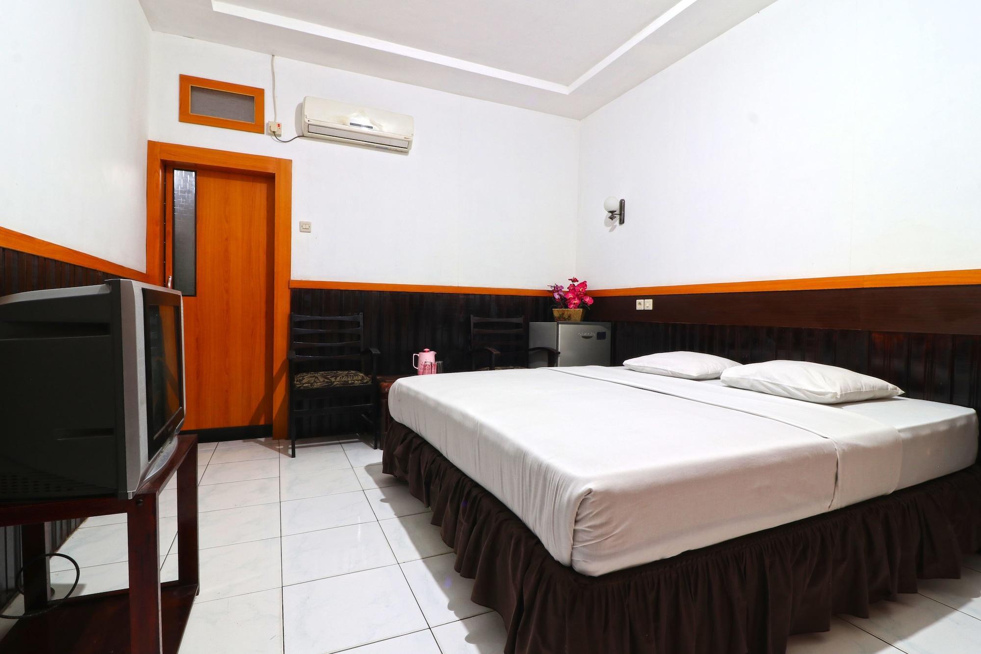 Hotel Sas Syariah Банджермасин Екстериор снимка