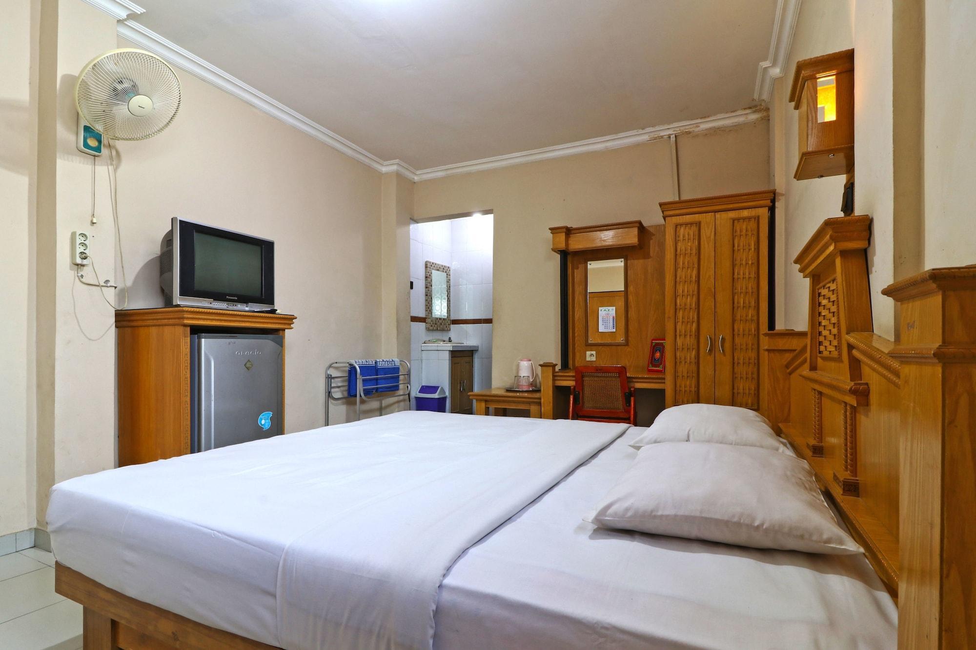 Hotel Sas Syariah Банджермасин Екстериор снимка