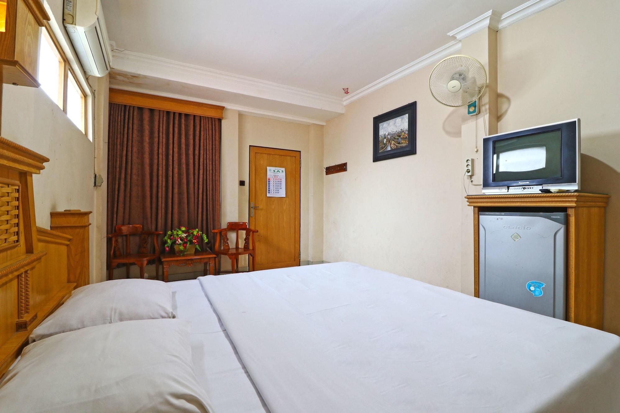 Hotel Sas Syariah Банджермасин Екстериор снимка