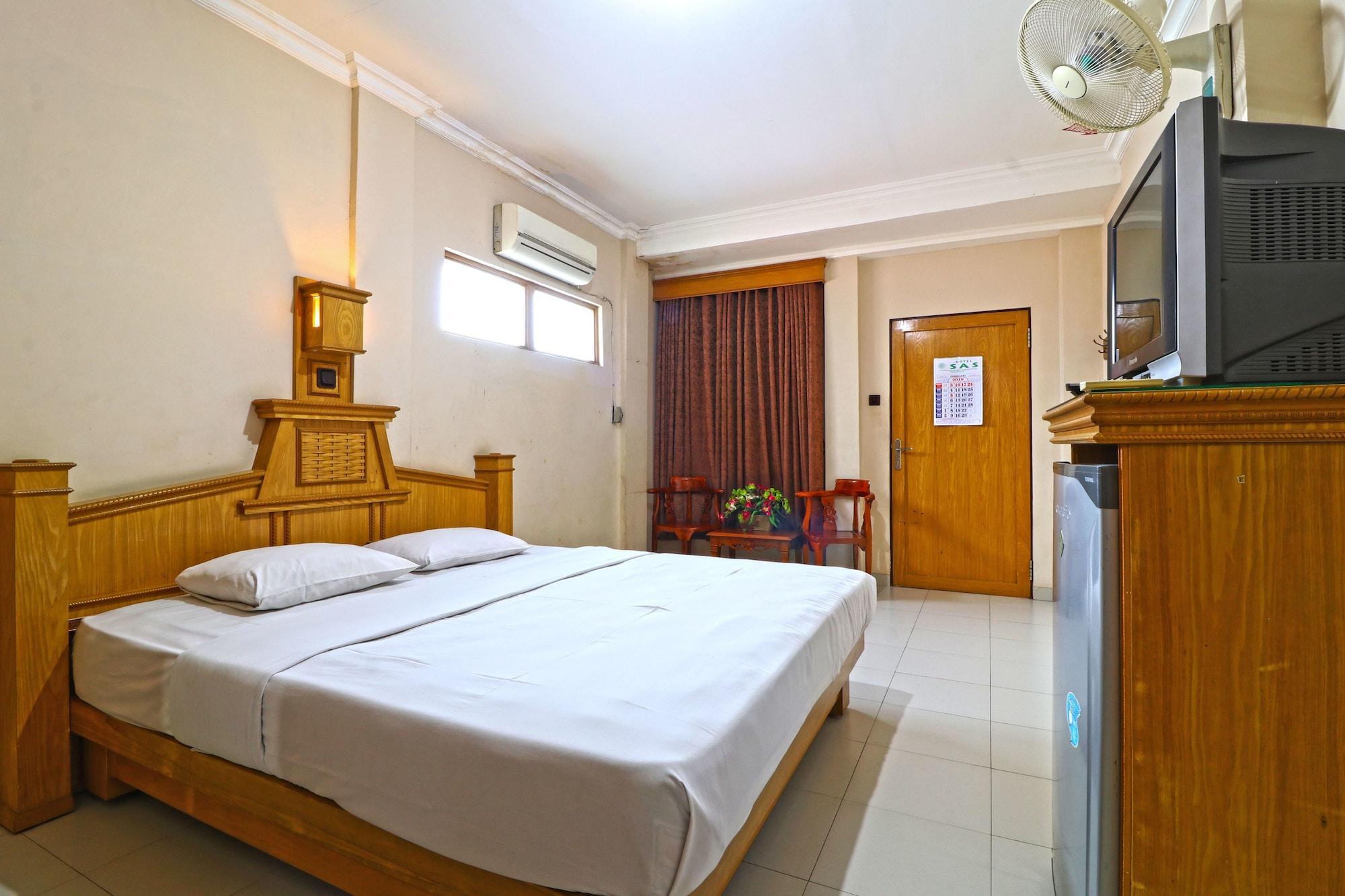 Hotel Sas Syariah Банджермасин Екстериор снимка